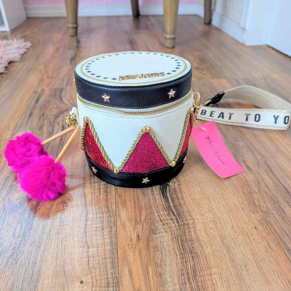 NWT RARE Betsey Johnson Drum Crossbody Bag Purse Drummer Boy Pink Red MINI SIZED - Picture 1 of 9